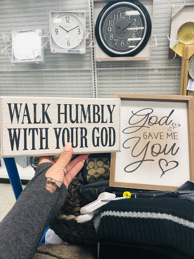 Clothing Store «Ross Dress for Less», reviews and photos, 380 Marketplace Blvd, Hamilton Township, NJ 08691, USA