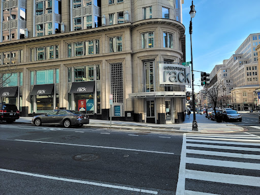 Department Store «Nordstrom Rack 12th Street», reviews and photos, 555 12th St NW c120, Washington, DC 20004, USA