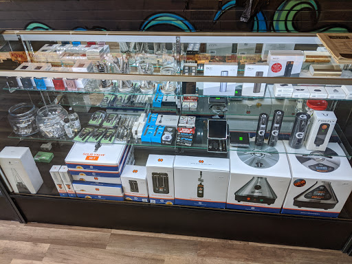 Tobacco Shop «Bear Smoke Smokeshop», reviews and photos, 1000 Marietta Hwy #400, Roswell, GA 30075, USA