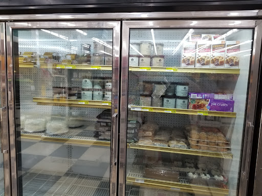 Grocery Store «Capitol Farmers Market», reviews and photos, 2256 E South Blvd, Montgomery, AL 36116, USA