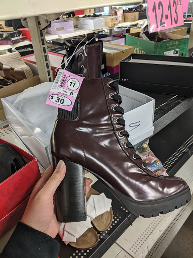 Clothing Store «Half Of Half Name Brand Clothing», reviews and photos, 4720 S Cooper St, Arlington, TX 76017, USA