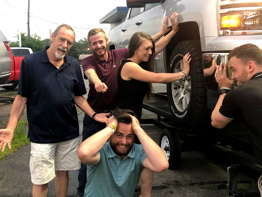 Used Car Dealer «McKee Auto», reviews and photos, 5095 NE 14th St, Des Moines, IA 50313, USA