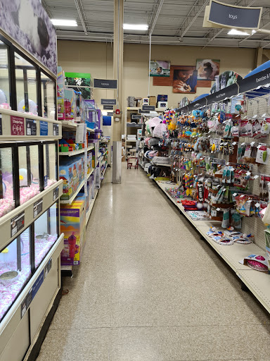 Pet Supply Store «PetSmart», reviews and photos, 60 NJ-17, Paramus, NJ 07652, USA