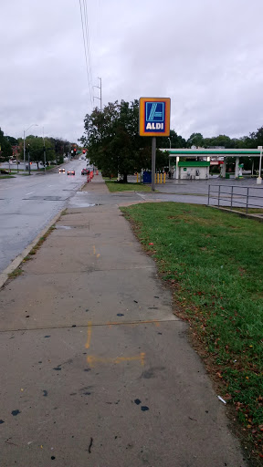 Supermarket «ALDI», reviews and photos, 6415 Troost Ave, Kansas City, MO 64131, USA