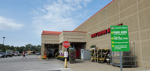 Supermarket «Giant Eagle Supermarket», reviews and photos, 1201 Mentor Ave, Painesville, OH 44077, USA