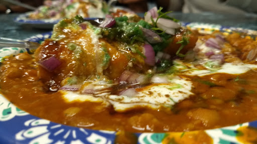 Indian Restaurant «Shan-e- Punjab Fresno (Indian Grocery ,Sweet,Snacks)», reviews and photos, 4715 W Shaw Ave #110, Fresno, CA 93722, USA