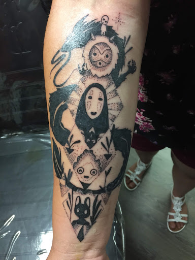 Tattoo Shop «Wyze Guyz Tattoo Parlor», reviews and photos, 3012 Lee Trevino Dr B, El Paso, TX 79936, USA