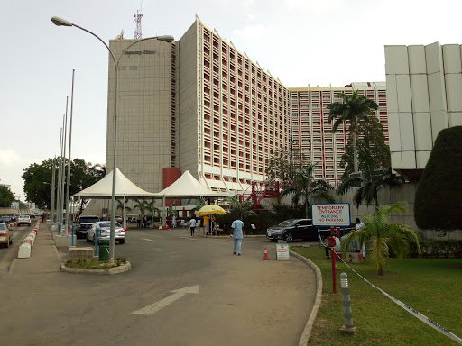 Arik Air, Transcorp Hilton, 1 Aguiyi Ironsi St, Maitama, Abuja, Nigeria, Boutique, state Niger