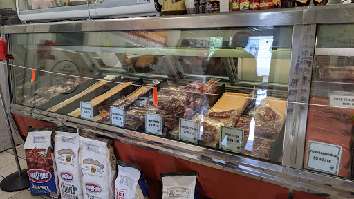 Meat Wholesaler «Main Street Wholesale Meats & Farmingdale Meat Market», reviews and photos, 210 Main St, Farmingdale, NY 11735, USA