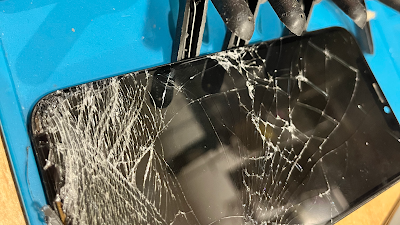 L'atelier ( réparation smartphones ) à Melun