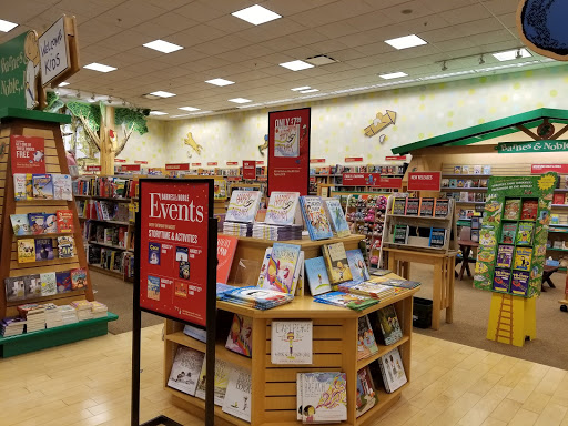 Book Store «Barnes & Noble», reviews and photos, 3561 N Freeway Blvd, Sacramento, CA 95834, USA