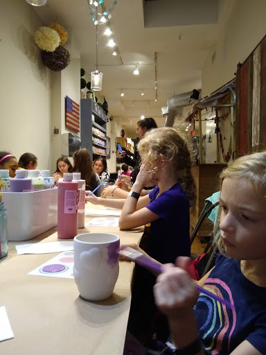 Art Center «Oliloli Arts and Crafts Studio», reviews and photos, 103-23 Metropolitan Ave, Forest Hills, NY 11375, USA