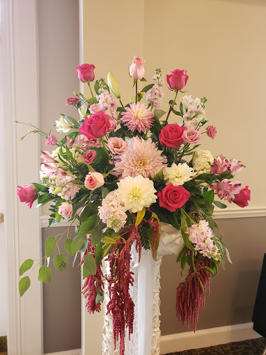 Florist «Lynns Floral Design», reviews and photos, 55 Shumway Rd, Brockport, NY 14420, USA