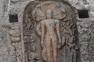Keelakuyil kudi Samanar Cave, Sculptures & Inscriptions image