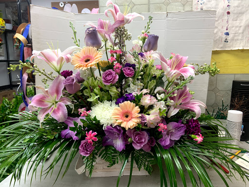 Florist «Agape Florist», reviews and photos, 261 Ridge McIntire Rd, Charlottesville, VA 22903, USA