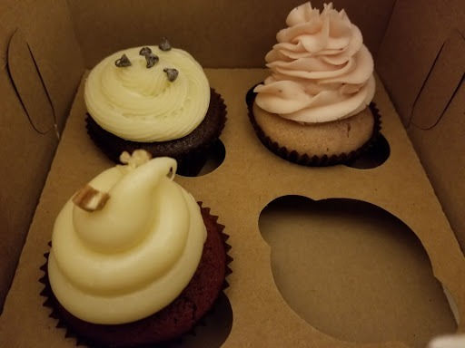 Bakery «Blue Bird Bake Shop», reviews and photos, 3122 Corrine Dr, Orlando, FL 32803, USA