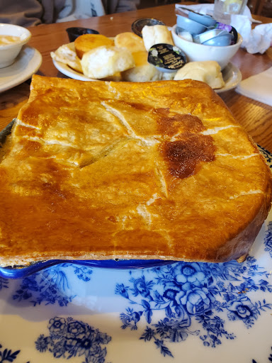 American Restaurant «Cracker Barrel Old Country Store», reviews and photos, 350 S Mt Juliet Rd, Mt Juliet, TN 37122, USA