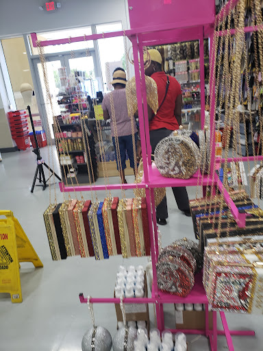 Shopping Mall «Lakes Mall», reviews and photos, W Oakland Park Blvd, Fort Lauderdale, FL 33319, USA