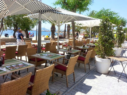 Restaurante Corb Marí - Passeig d,Anglada Camarasa, 91, 07470 Port de Pollença, Illes Balears, Spain