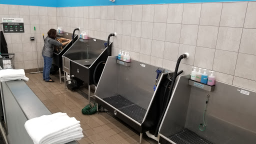 Pet Supply Store «Pet Supplies Plus», reviews and photos, 702 W Northland Ave, Appleton, WI 54914, USA