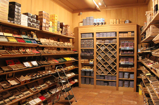 Tobacco Shop «La Casa Cigars and Lounge - Retail», reviews and photos, 1502 Randolph Street #100, Detroit, MI 48226, USA