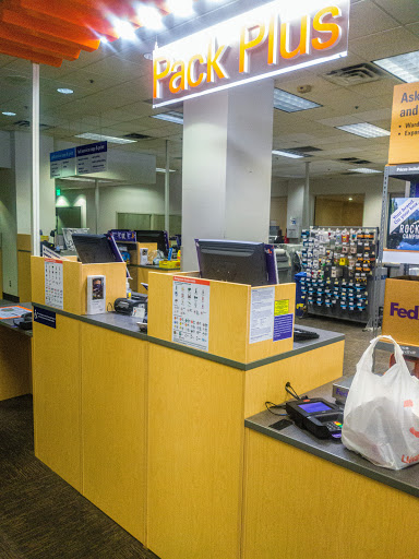 Print Shop «FedEx Office Print & Ship Center», reviews and photos, 532 C St, San Diego, CA 92101, USA