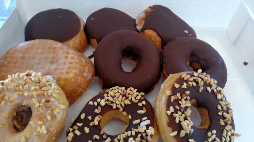 Donut Shop «Good Things Donuts», reviews and photos, 625 Eglin Pkwy NE, Fort Walton Beach, FL 32547, USA