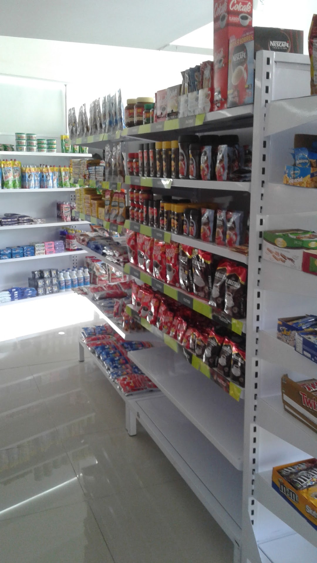 Donde Chozo Minimarket