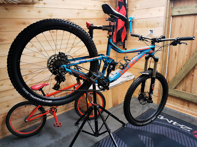 Reviews of Extreme Bike Tech in Bristol - Bicycle store