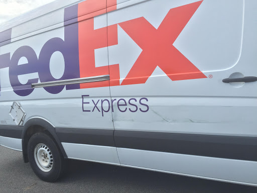 Auto Body Shop «Maaco Collision Repair & Auto Painting», reviews and photos, 1350 South Marietta Pkwy SE, Marietta, GA 30067, USA