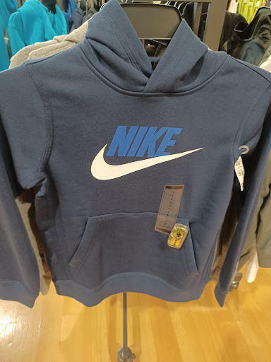 Shopping Mall «Lakeshore Mall», reviews and photos, 150 Pearl Nix Pkwy, Gainesville, GA 30501, USA