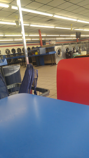 Laundromat «Wash Land Laundromat», reviews and photos, 6049 E Virginia Beach Blvd, Norfolk, VA 23502, USA