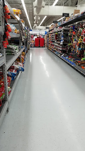 Department Store «Walmart Supercenter», reviews and photos, 9300 NW 77th Ave, Hialeah Gardens, FL 33016, USA