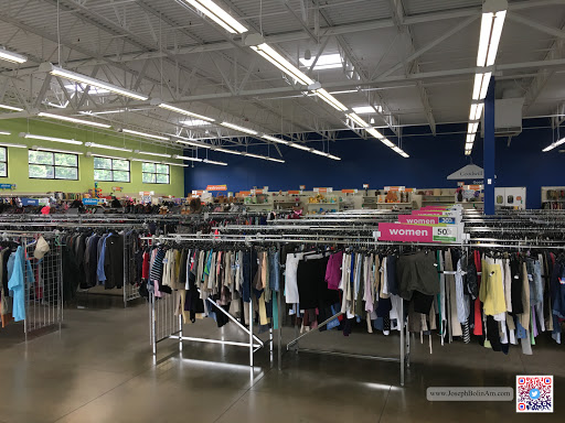 Thrift Store «Goodwill Store», reviews and photos, 1212 Applegate Ln, Clarksville, IN 47129, USA