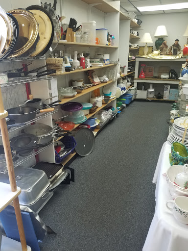Thrift Store «Arc Thrift Store», reviews and photos, 7400 N Oak Trafficway, Gladstone, MO 64118, USA