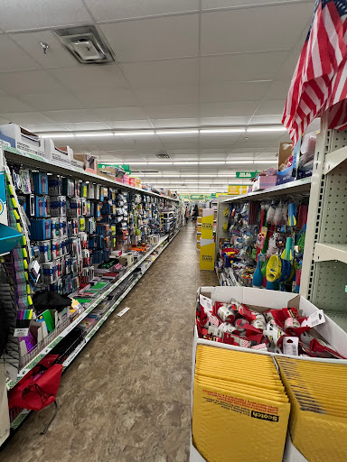 Dollar Store «Dollar Tree», reviews and photos, 2653 Annapolis Rd, Hanover, MD 21076, USA