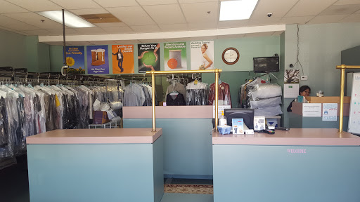 Dry Cleaner «Meadowbrook Alteration Shop», reviews and photos, 3049 E Walton Blvd, Auburn Hills, MI 48326, USA