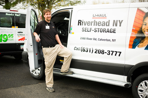Truck Rental Agency «U-Haul Moving & Storage of Riverhead Ny», reviews and photos, 2080 River Rd, Calverton, NY 11933, USA
