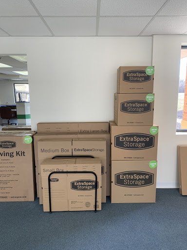 Self-Storage Facility «Extra Space Storage», reviews and photos, 155 Butterfield Rd, Vernon Hills, IL 60061, USA