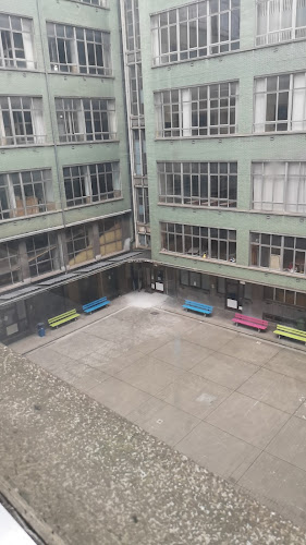 School Trade And It - Social Promotion - Luik