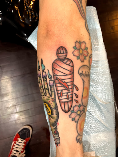Explore japanese kanji tattoo ideas, creative tattoo ideas in Kansas City, available at Golden Stag Tattoo and Gallery