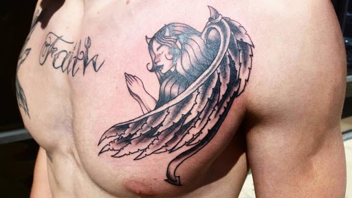 Explore simple hummingbird tattoo ideas, creative tattoo ideas in Orange Park, available at Big City Tattoo and Piercing