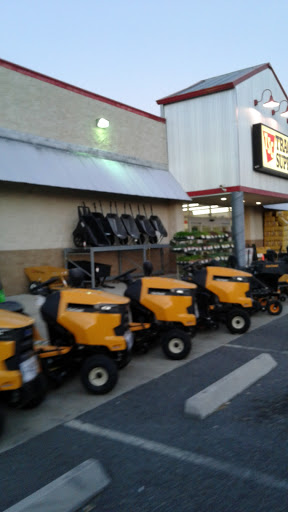 Home Improvement Store «Tractor Supply Co.», reviews and photos, 207 72nd Trace, Live Oak, FL 32064, USA