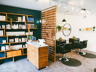 Spruce Salon & Spa