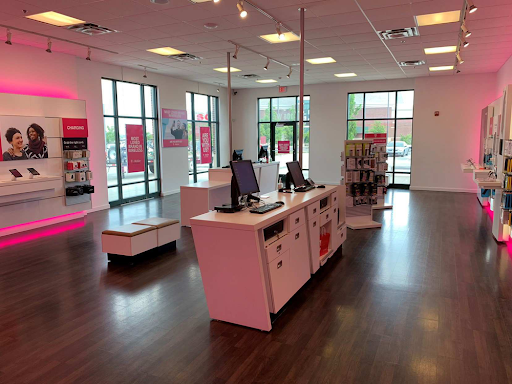 Cell Phone Store «T-Mobile», reviews and photos, 106 W 11400 S, Sandy, UT 84070, USA