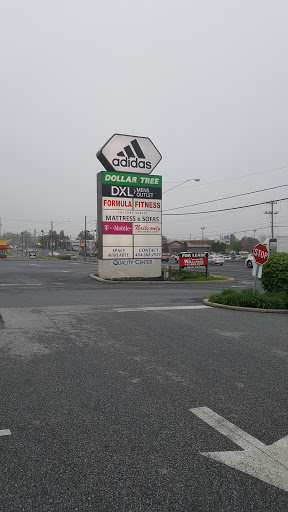 Sporting Goods Store «adidas Outlet Store Lancaster», reviews and photos, 2495 Lincoln Hwy, Lancaster, PA 17602, USA