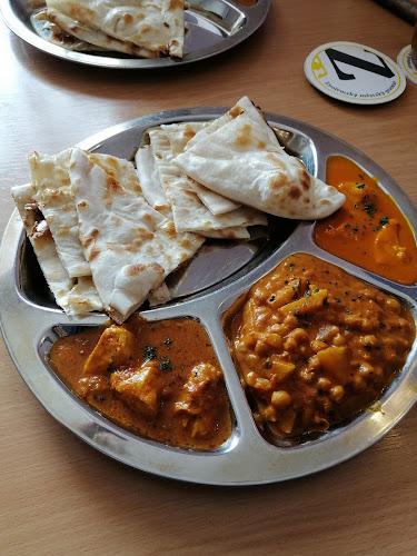 Everest kitchen nepálská a indická restaurent - Restaurace