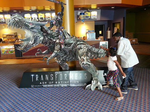 Movie Theater «Studio Movie Grill», reviews and photos, 210 W 87th St, Chicago, IL 60620, USA