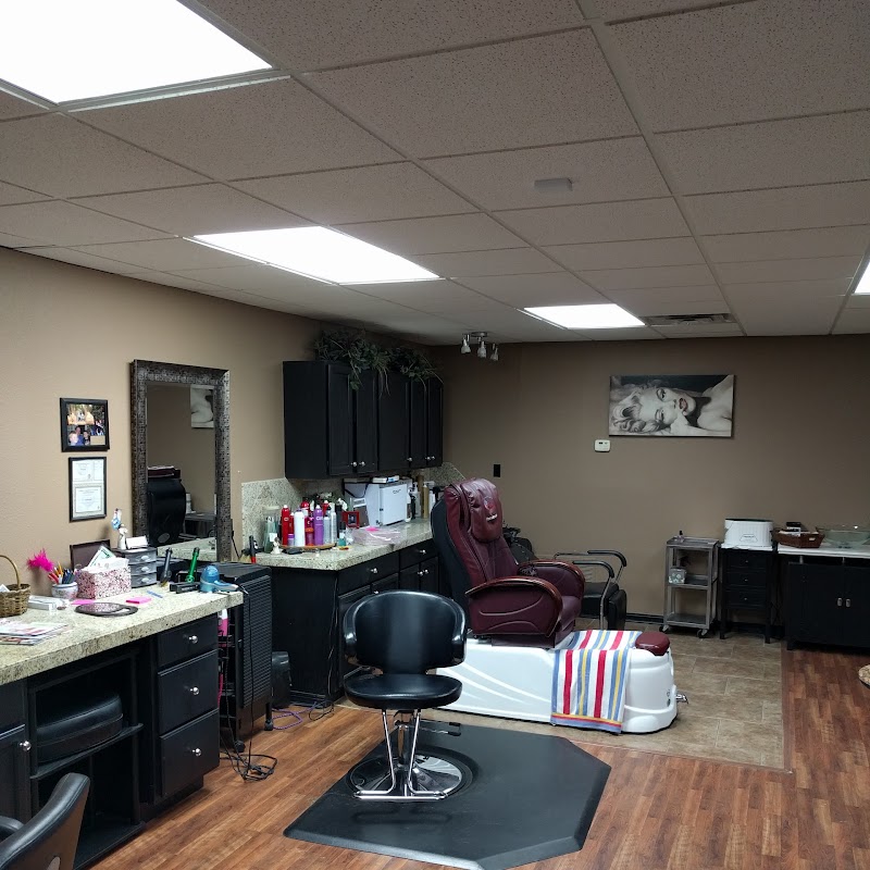 A Total Look Hair & Nail Salon