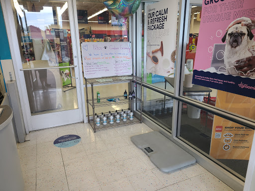 Pet Supply Store «Petco Animal Supplies», reviews and photos, 1250 N Germantown Pkwy #112, Cordova, TN 38016, USA